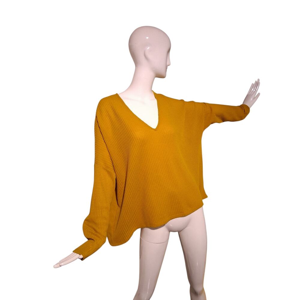 Lily Rain Waffle Knit Women's size Large Oversized V-Neck Grungecore Hi-Low‎ Top